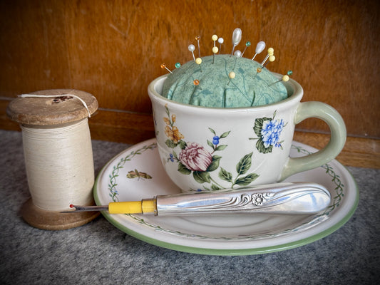 Silver Plated Seam Ripper - Meadow Flower Design