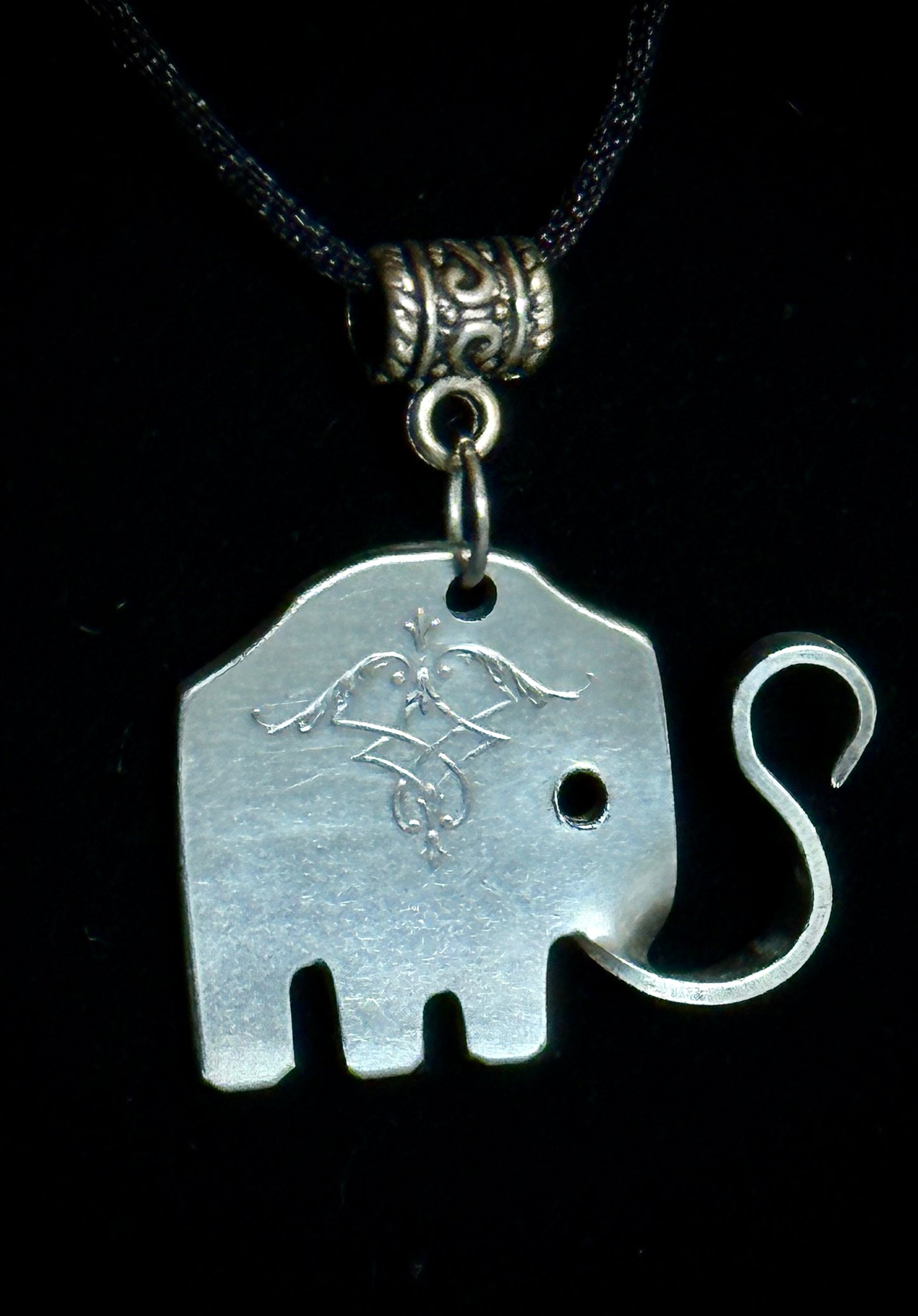 Lucky "Mary Stuart" Elephant Pendant