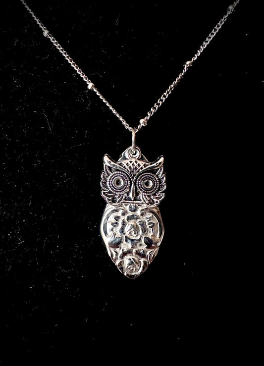 Owl Pendant - "Plantation"