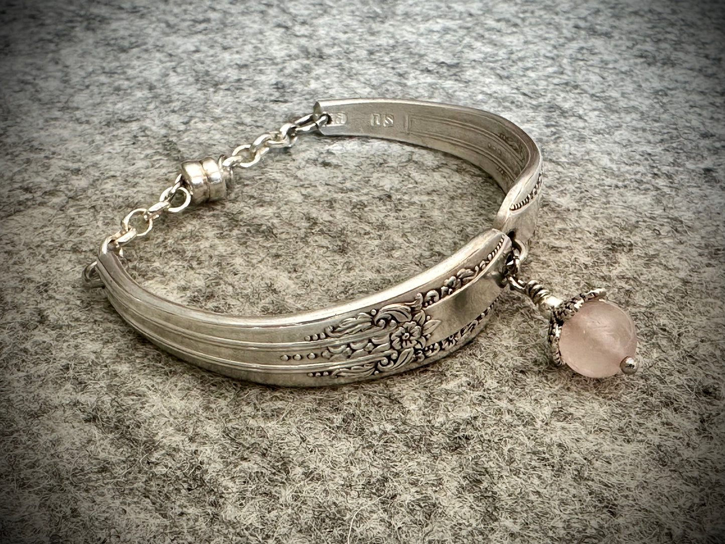 Vintage Reflection Silver-Plated Bracelet with Center Rose Quartz Charm
